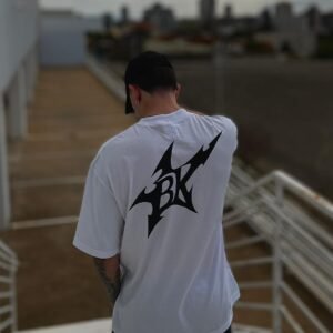 Camiseta Classic Tee